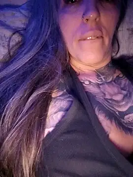 vamporasuccubus19777's cam snapshot