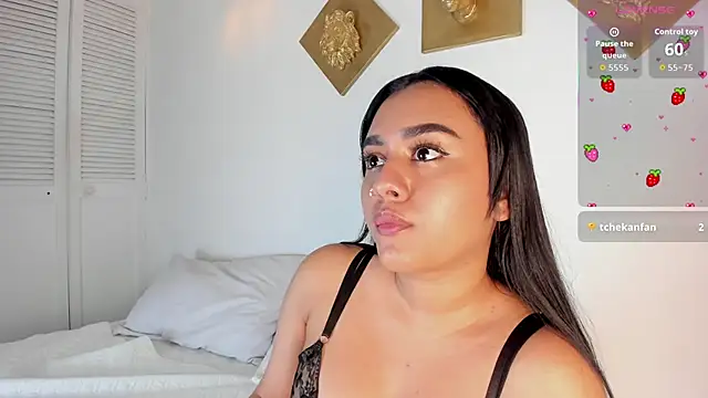 CharlottePetitte's cam snapshot