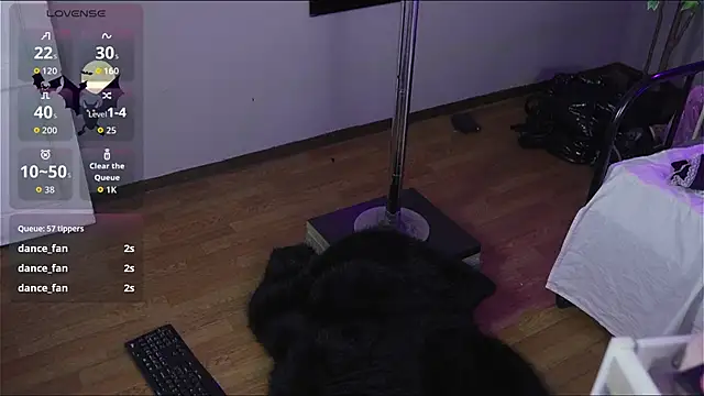 Bayonetta_doll's cam snapshot