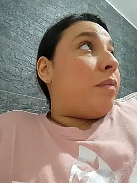 LizzRouse's cam snapshot