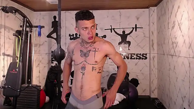 MrJustin_'s cam snapshot