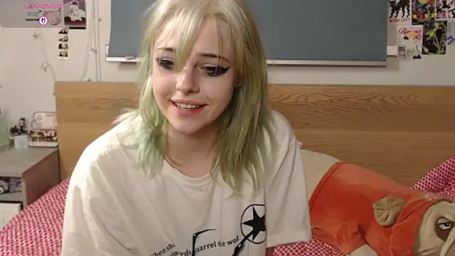 triplebakaaa live sex cam