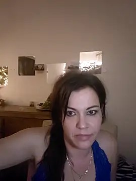 Foxy-Milfy's cam snapshot