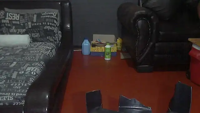 FATTYPUSSY31's cam snapshot