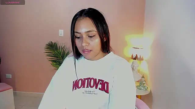 Ciara8's cam snapshot