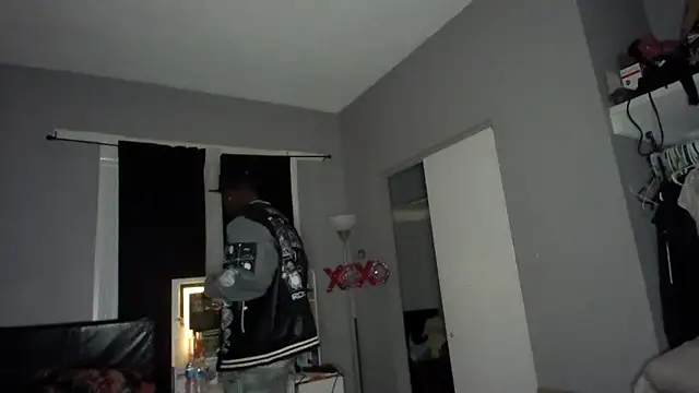 mikejones1415's cam snapshot