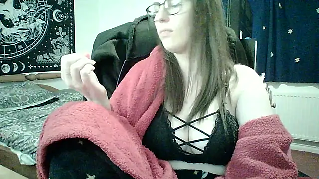 Peachy-BabeXX's cam snapshot