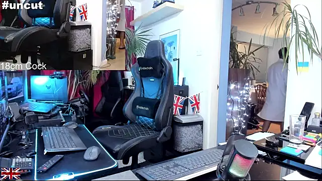 OnlineBossUK live sex cam