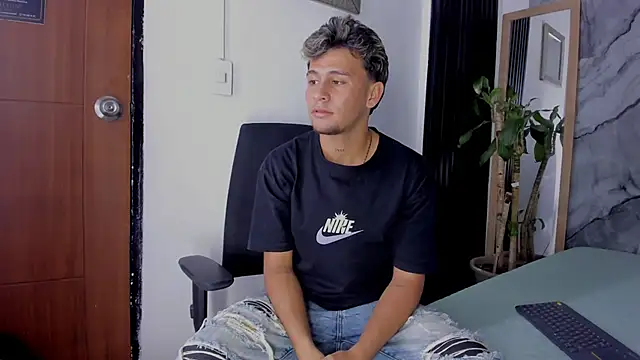 Alan-Smith1 live sex cam