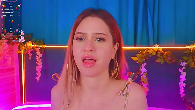 AlinaWalters's cam snapshot