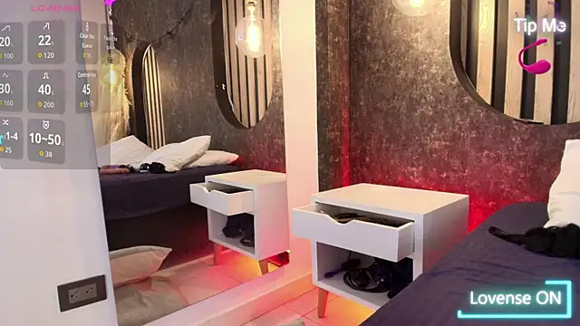 salome-gh's cam snapshot