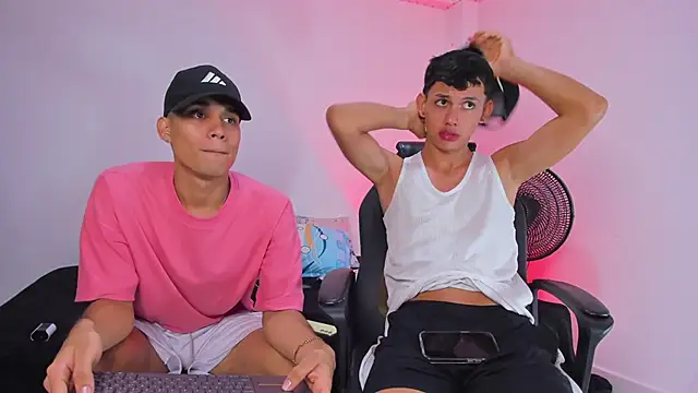 Axel_Cody_ live sex cam