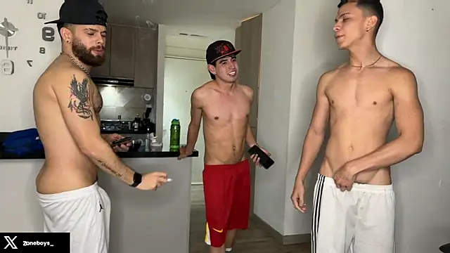 zoneboys's cam snapshot