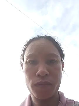 simi-lucy's cam snapshot