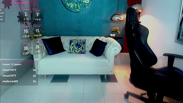 Scandarkmarie's cam snapshot