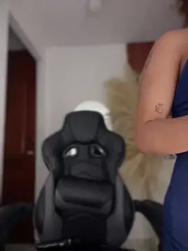 gretta_kler1's cam snapshot