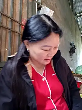 yoowwmr's cam snapshot