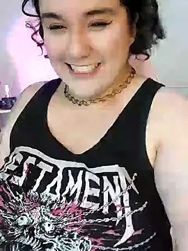 ItsNaiixa live sex cam