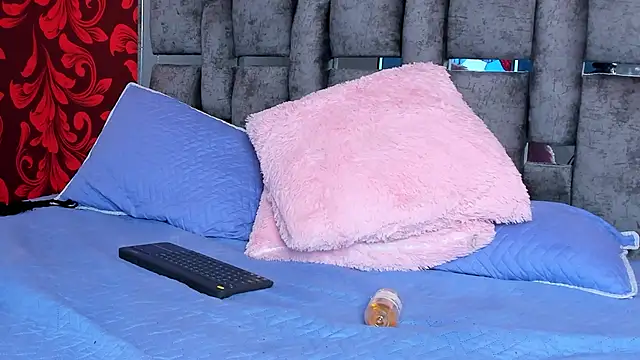 Luciiana_sweet_'s cam snapshot