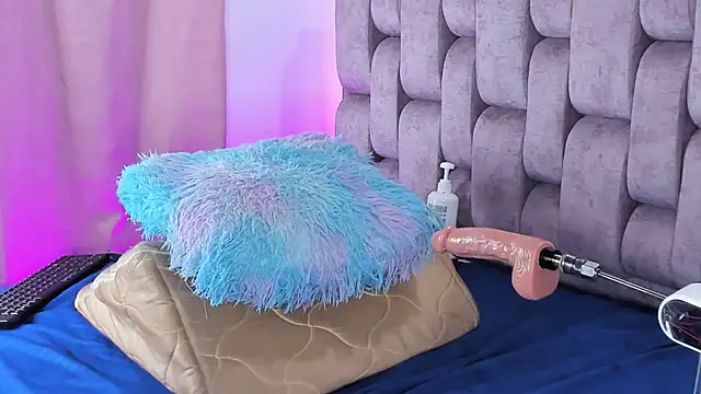 Alexa-Hunter's cam snapshot