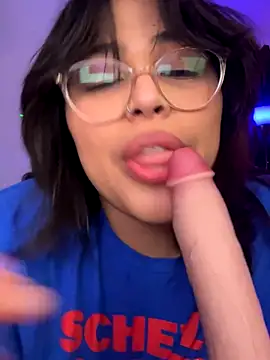 miacanela_xo's cam snapshot