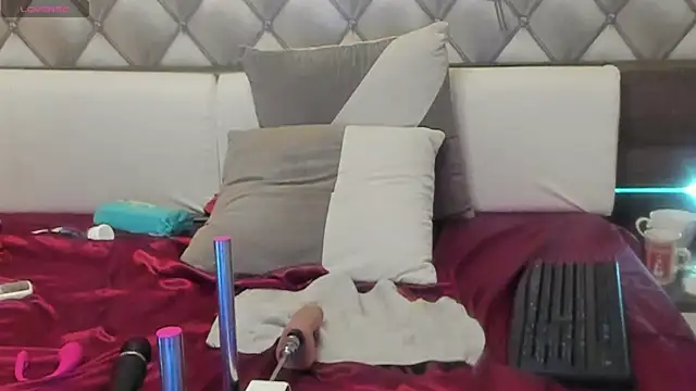 SEXYQUEEN55's cam snapshot