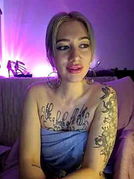 Gina-Lumara's cam snapshot