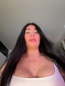 _MadiLee_'s cam snapshot