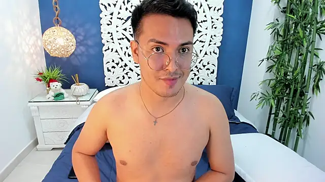 JohnBelRose's cam snapshot