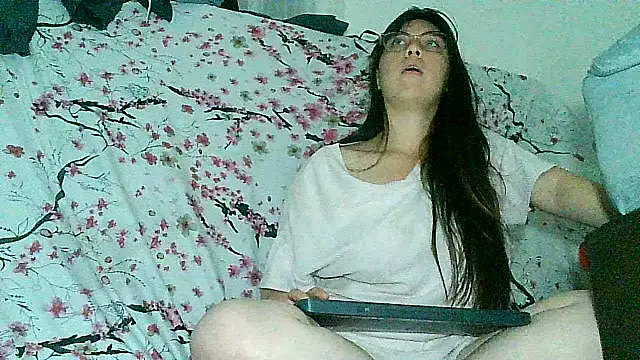 CoralSmit live sex cam