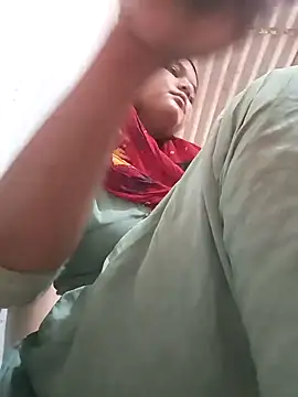 Hot_Shredha's cam snapshot