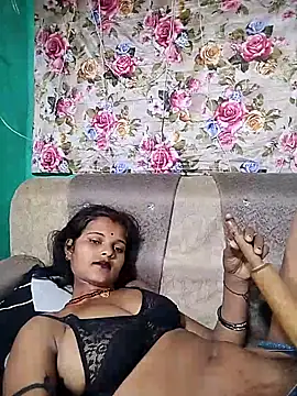 Maya_bhoji's cam snapshot