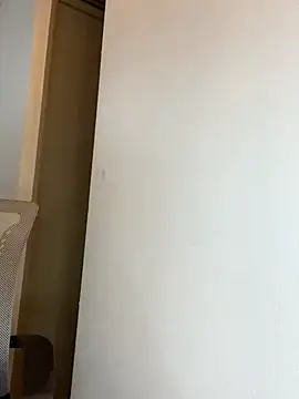 WhiteWomen's cam snapshot