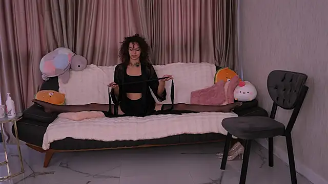 Luna_Veyra's cam snapshot