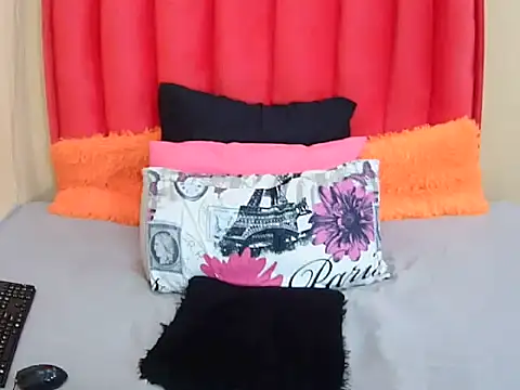 BubblegumBaddiexxxx's cam snapshot