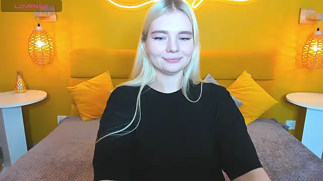 RuthBryant's cam snapshot