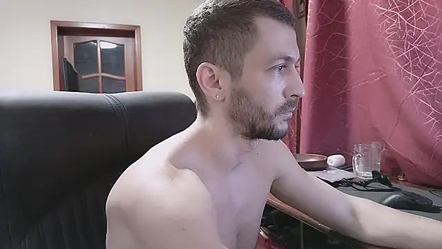 333Alone_in_theDark777's cam snapshot