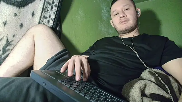 sweet_cock28's cam snapshot