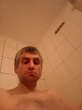 Gotowy40's cam snapshot