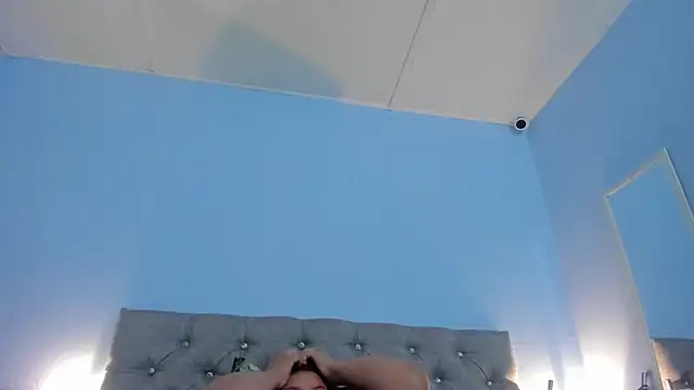 neferet_opal's cam snapshot