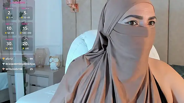 _naylaa_'s cam snapshot