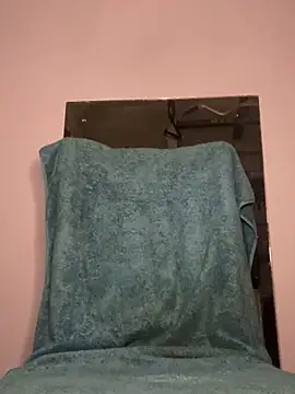 Brando2585 live sex cam