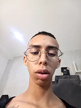 EthaanCox live sex cam