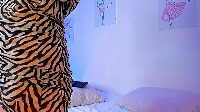 BianncaRibeiro's cam snapshot