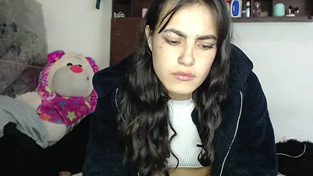 skinny_sweet2411's cam snapshot