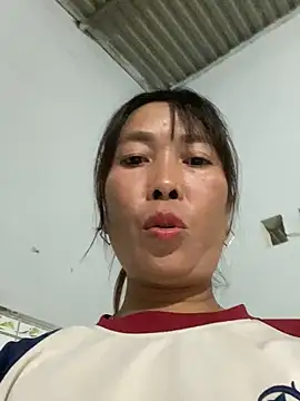 Linaannn live sex cam