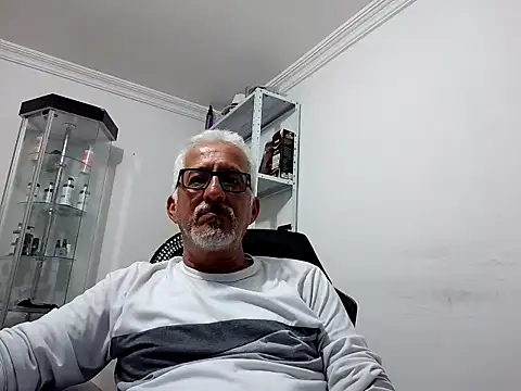 cenizo10124 live sex cam