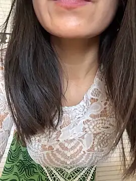 Ninazhang live sex cam