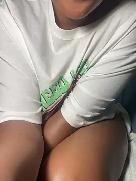 WaterMommy live sex cam