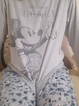 Lamya-dalo3a's cam snapshot